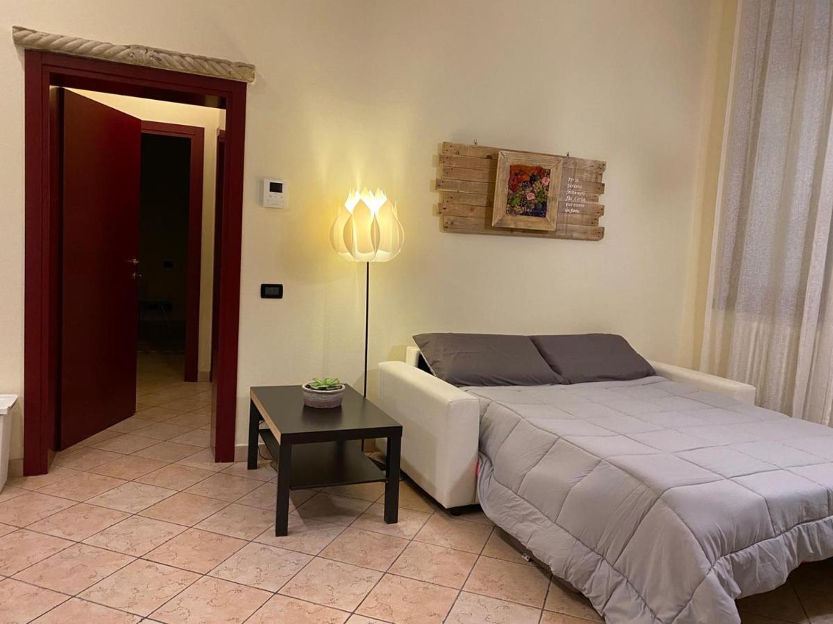 Casa Charleston In Palazzo Nobiliare Al Duomo Apartment *