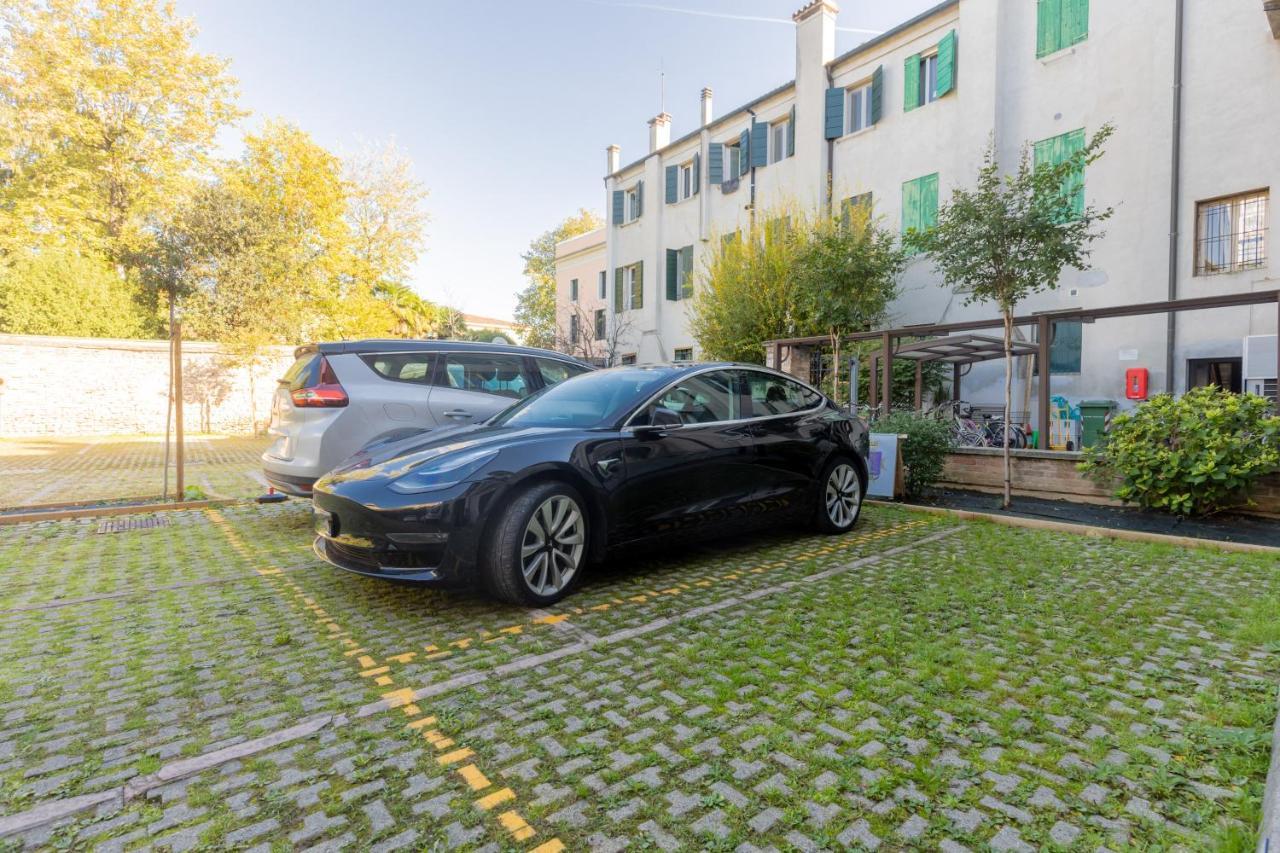 Appartamento Casa Charleston Dimora Smart Al Duomo